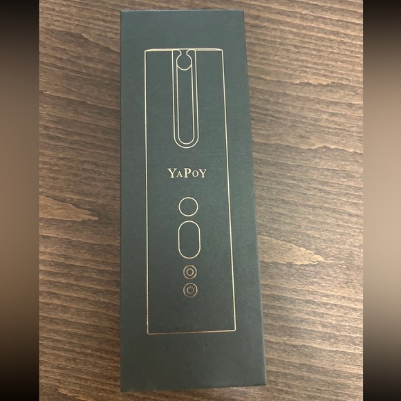 Like New - Cordless Hair Curler - Picture 5 of 5